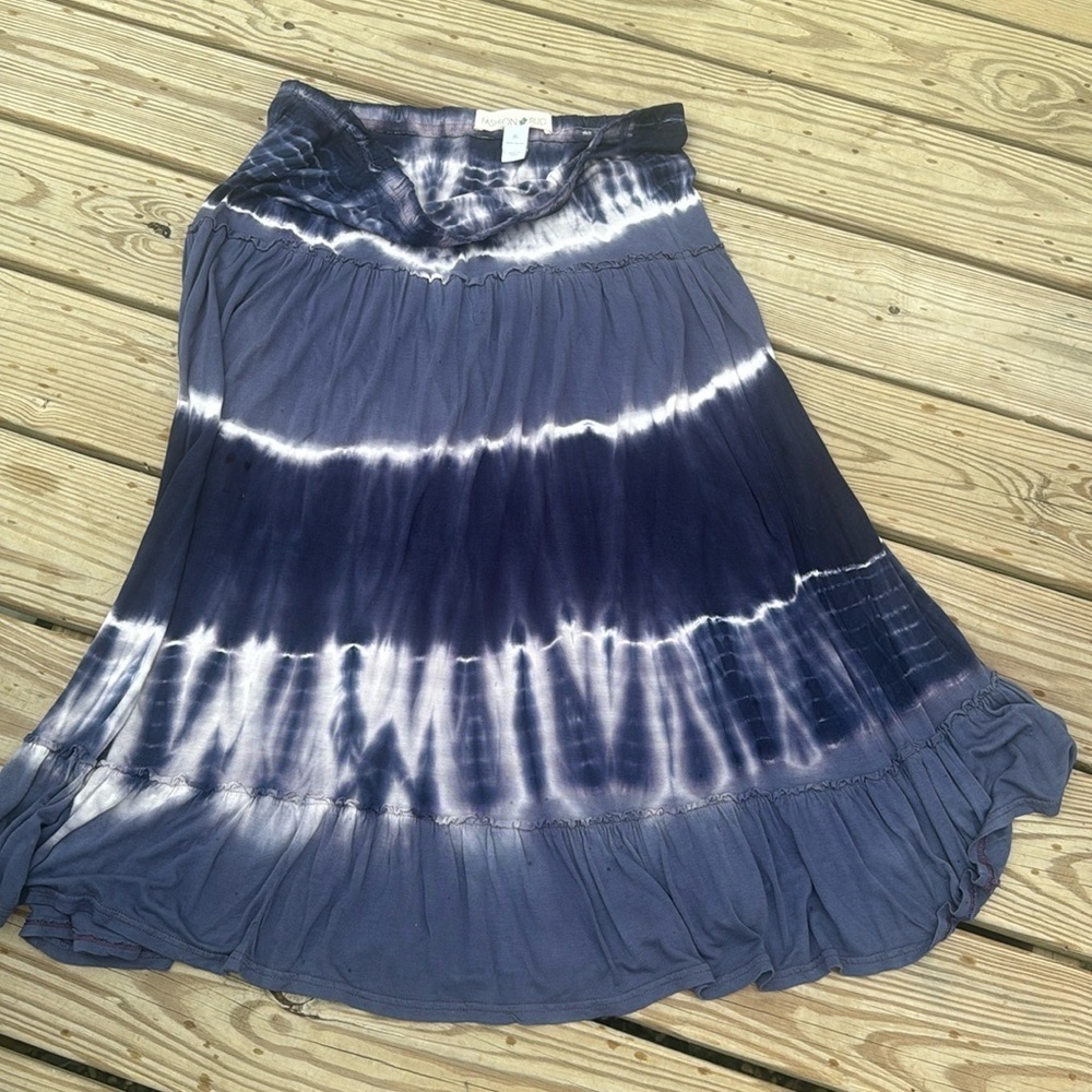 🍍FASHION BUG TIED DYED MAXI SKIRT🍍sz XL🍍 waist 18”🍍length 32”🍍H6